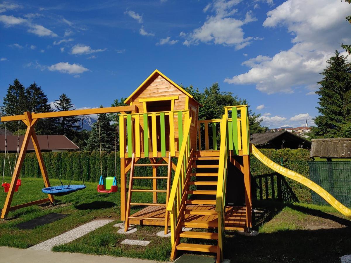 Apartments And Wellness Jelovca Радовлица Экстерьер фото