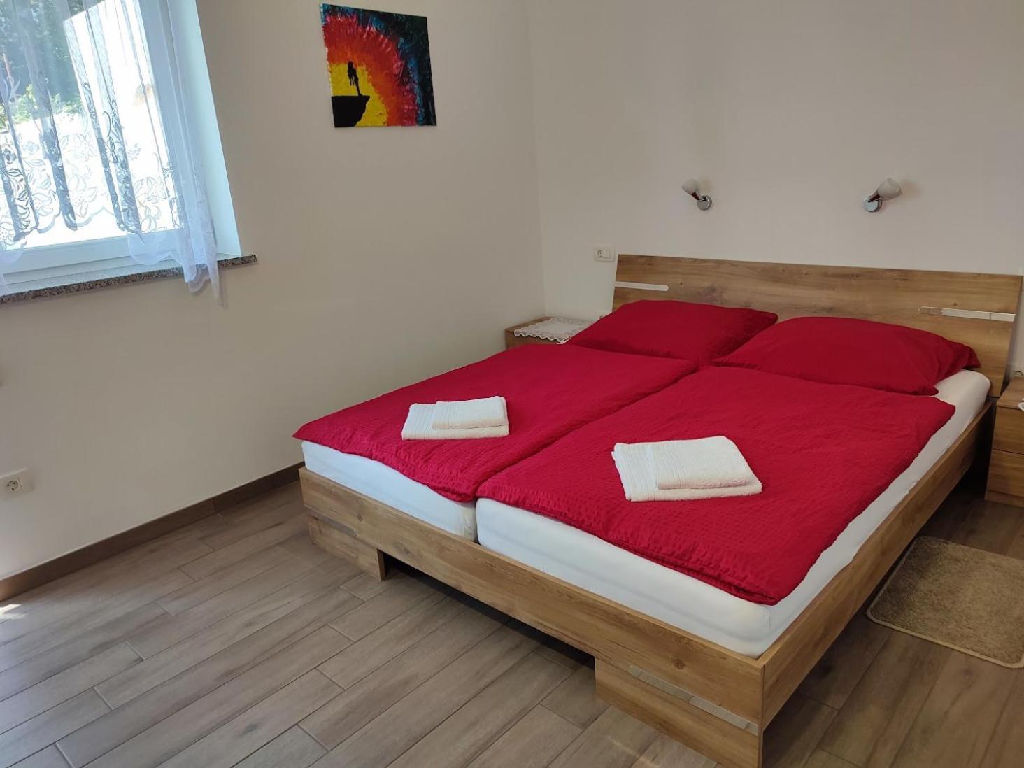 Apartments And Wellness Jelovca Радовлица Экстерьер фото